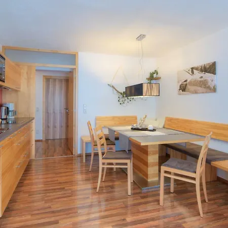 Apartment Bellevue Pettneu am Arlberg